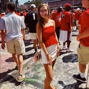 Meet your Posher, Mia